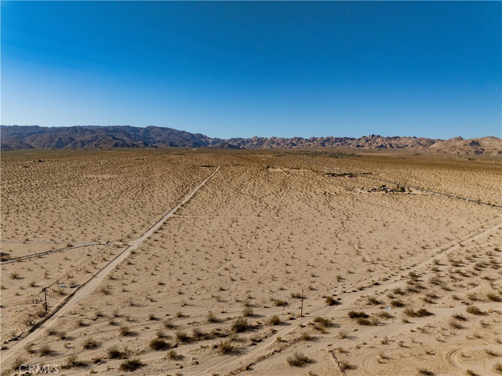 5226 Pearl Springs Avenue