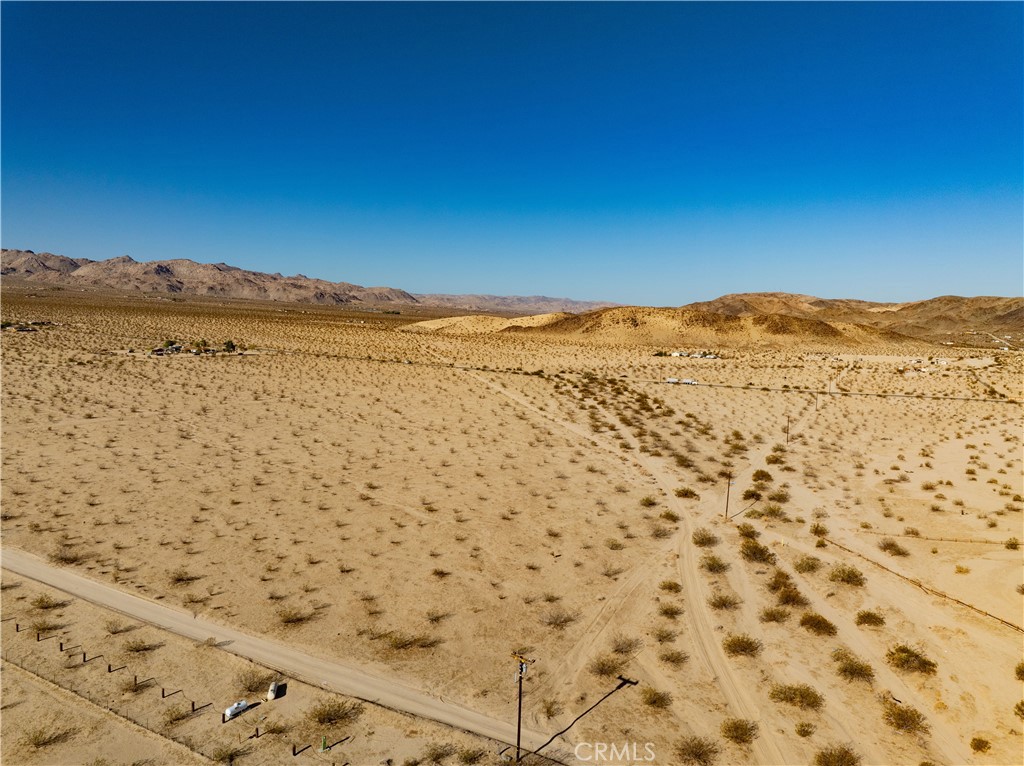 5226 Pearl Springs Avenue