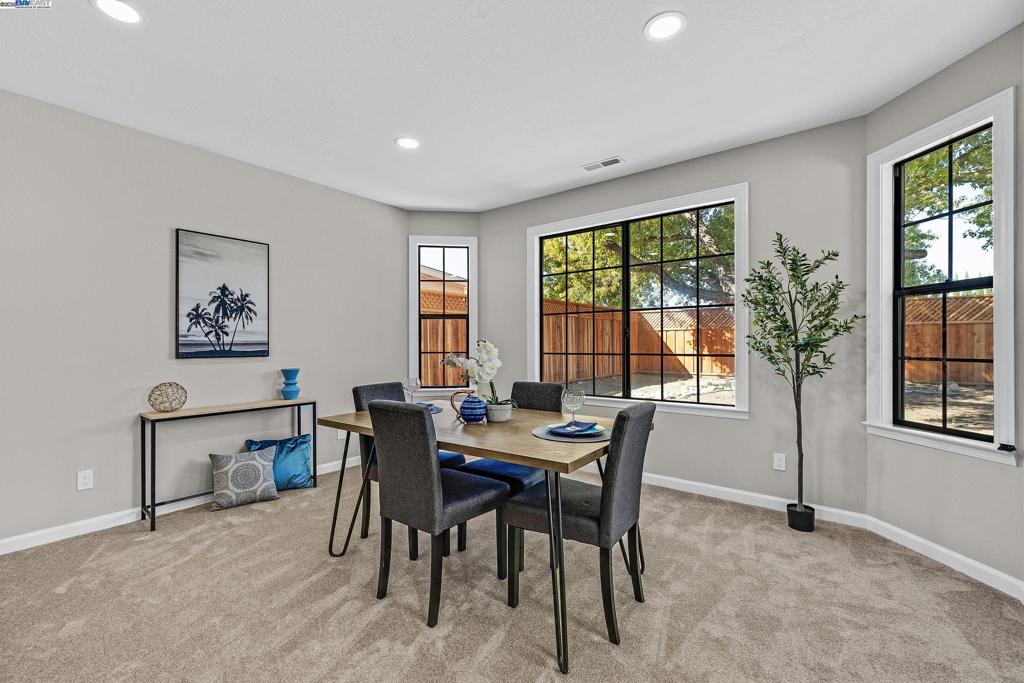 CENTERVILLE GDNS - Residential