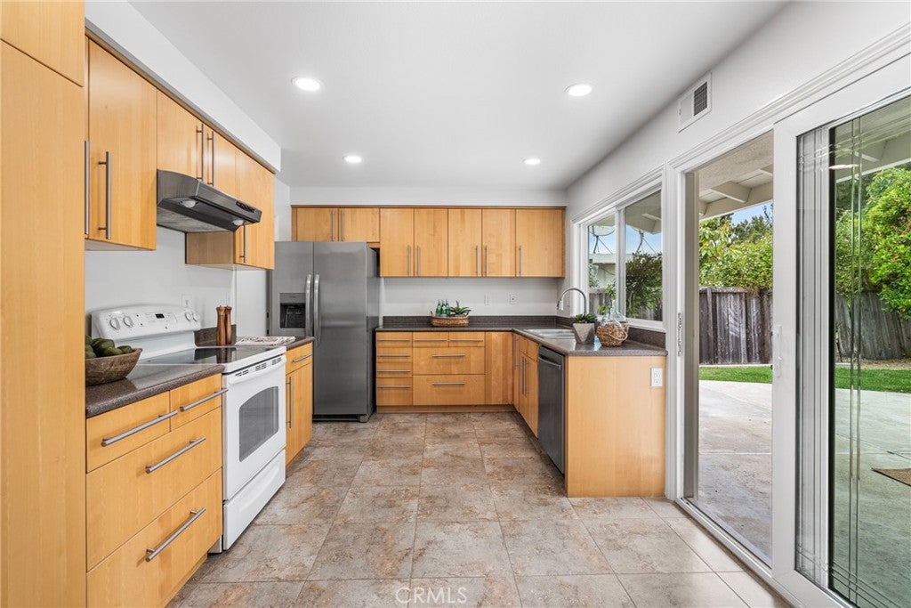 5701 Sierra Cielo Road, Irvine CA 92603 - Photo 13