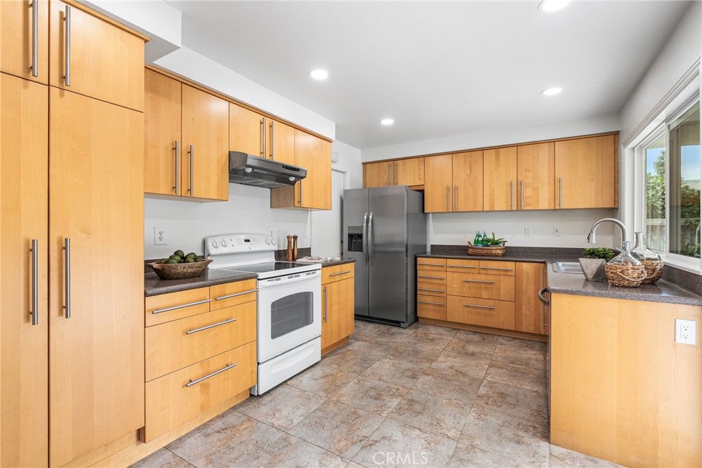 5701 Sierra Cielo Road, Irvine CA 92603 - Photo 12