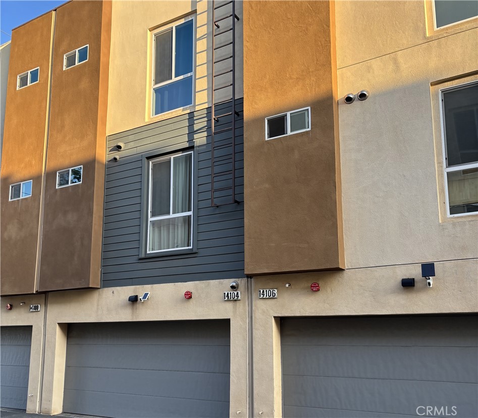 14104 W Monroe Place