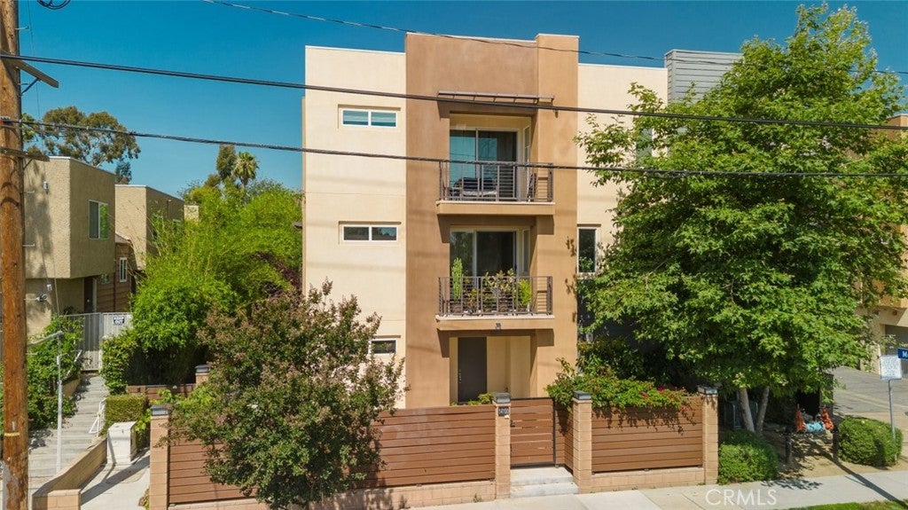 14104 W Monroe Place