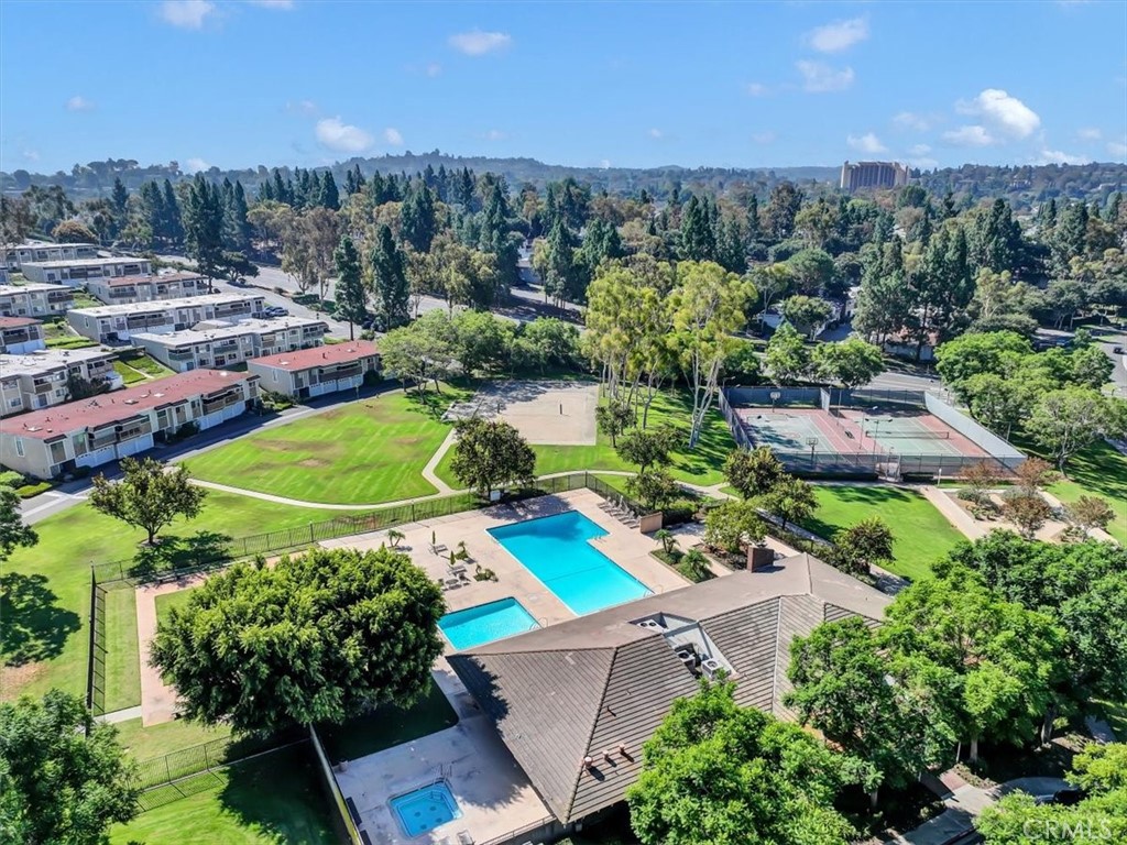 Laguna Village (LV) - Residential