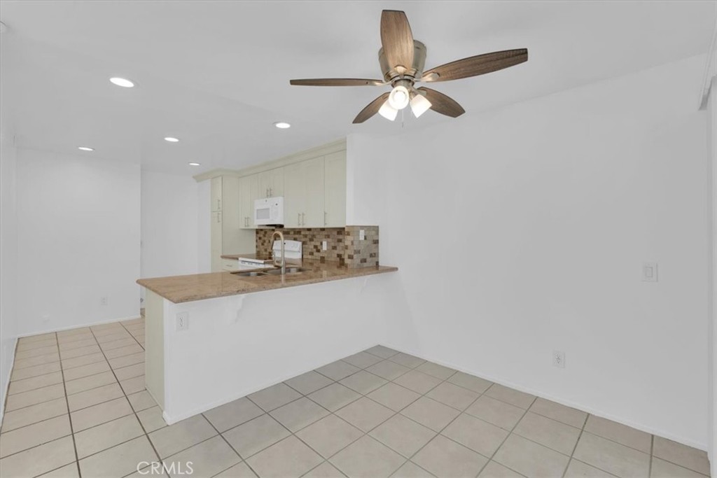 Laguna Village (LV) - Residential