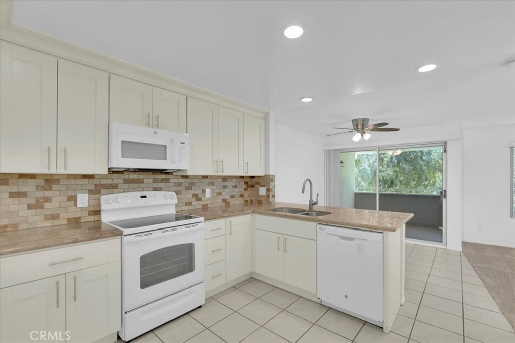 Laguna Village (LV) - Residential