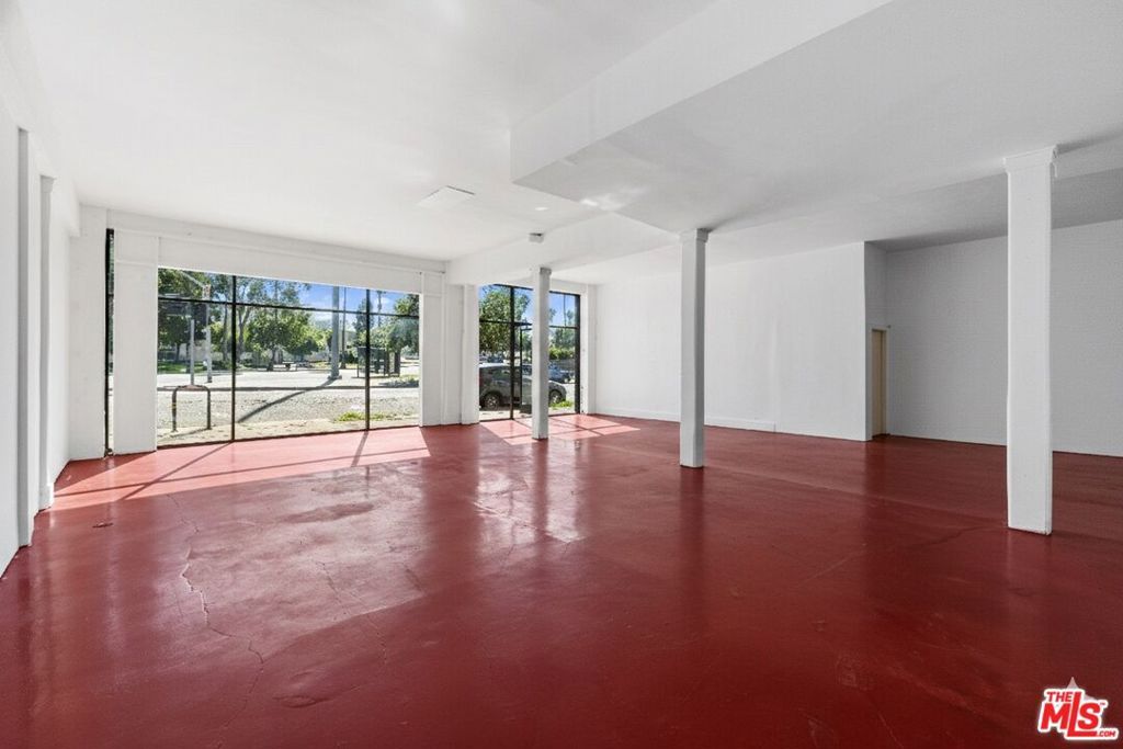 Photo of 3229 N Main Street, Los Angeles, CA 90031 (MLS # 26656051)