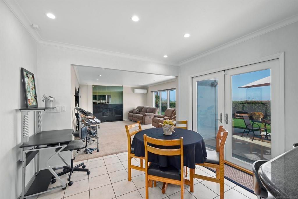 listing image 130720057653339741248