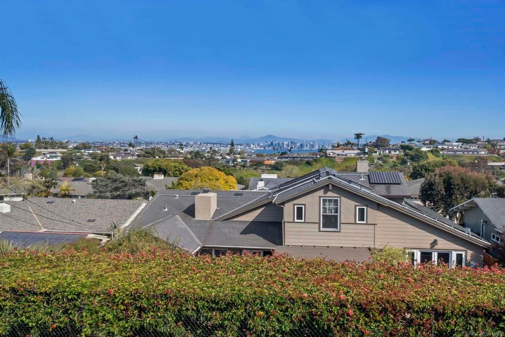 listing image 130722319995660342045