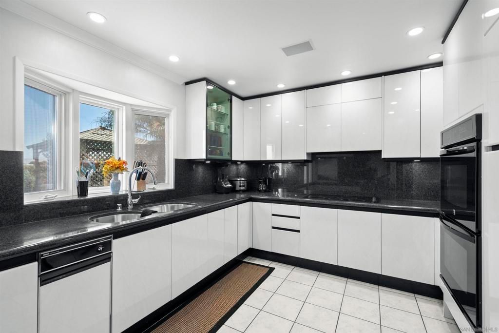 listing image 130727113811220847801