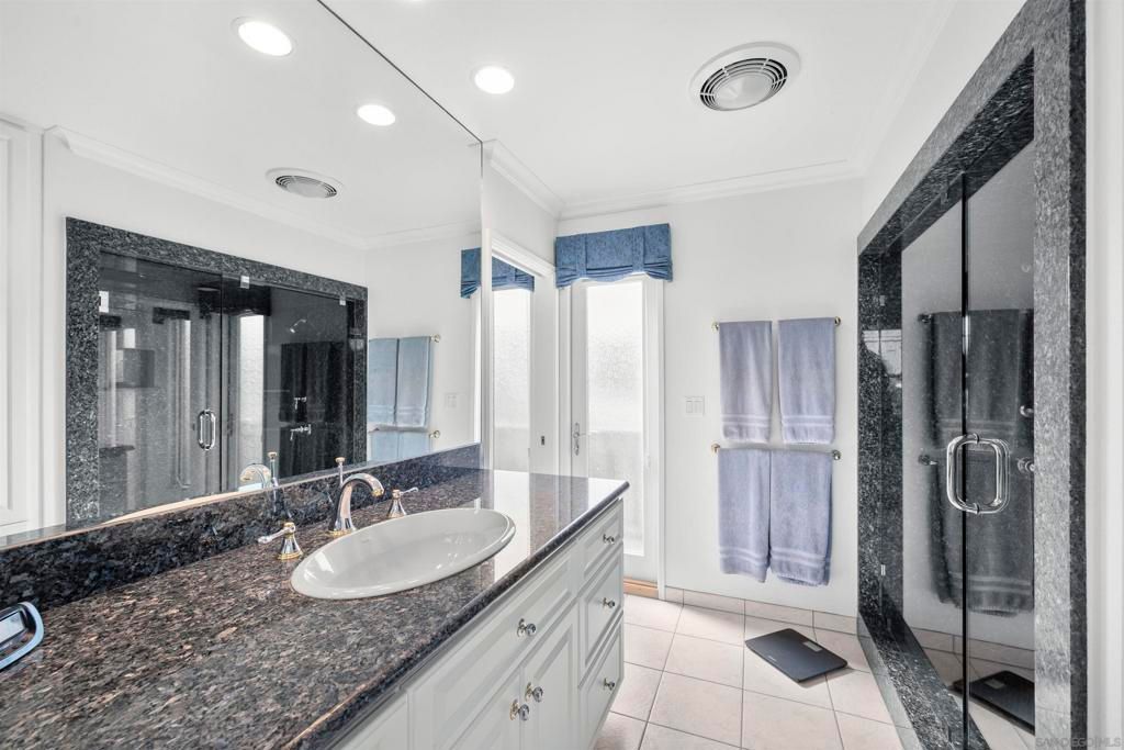 listing image 130726918379893017466