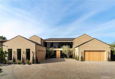 4543 Densmore Avenue Encino CA 91436