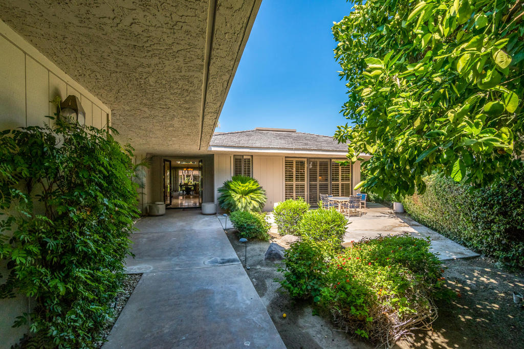 3 Harvard Court