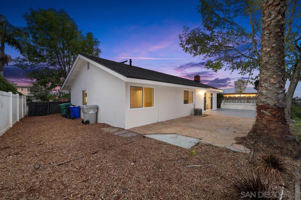 San Carlos - Residential