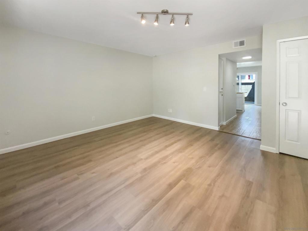 La Mesa - Residential