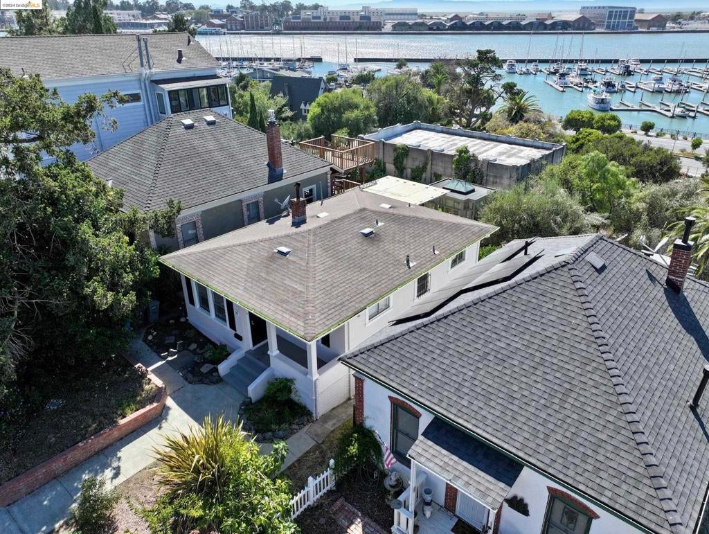 309 Trinity St