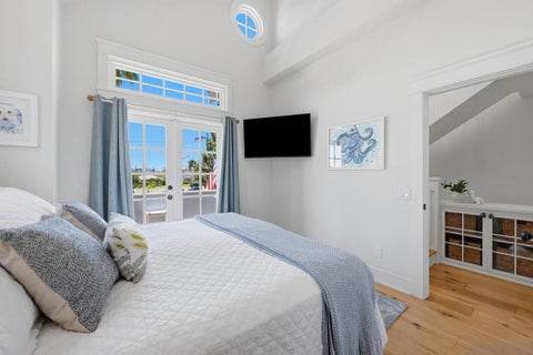 Tiny photo for 339 Palm AVE, Coronado, CA 92118 (MLS # 260017824SD)