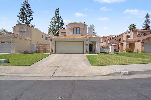 Photo of 1129 Via Nice, Redlands, CA 92374 (MLS # IV26047023)