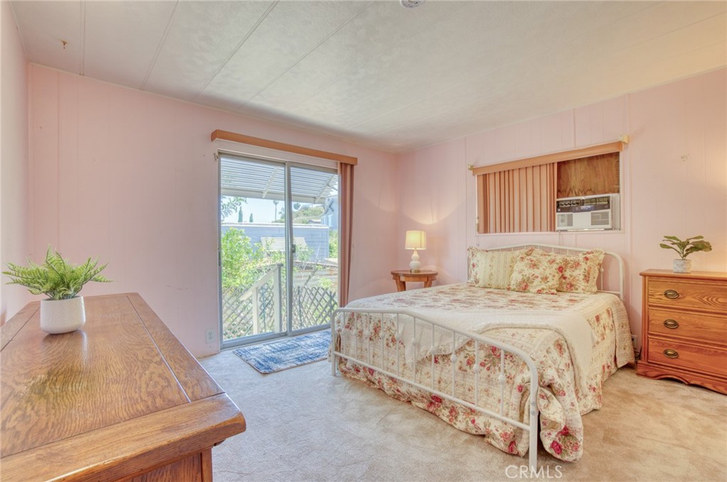 2550 Pacific Coast Hwy 241