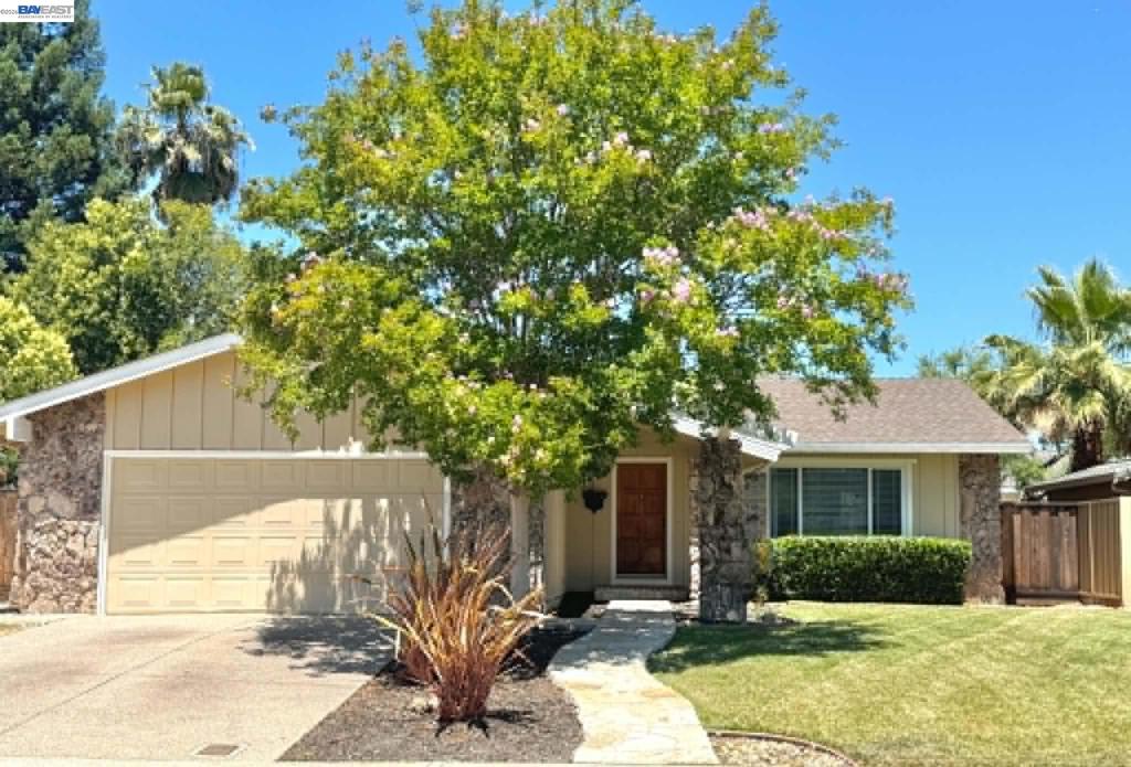 Photo 1 of 32 — 3247 Ensenada Dr, San Ramon, CA 94583