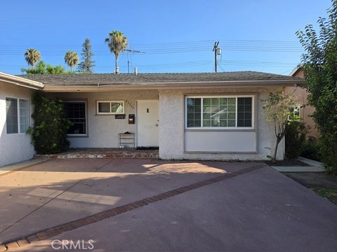 Photo of 23753 Welby Way WAY, Los Angeles, CA 91307 (MLS # SR26156239)