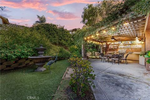 Photo of 10 Sillero, Rancho Santa Margarita, CA 92688 (MLS # OC25232970)