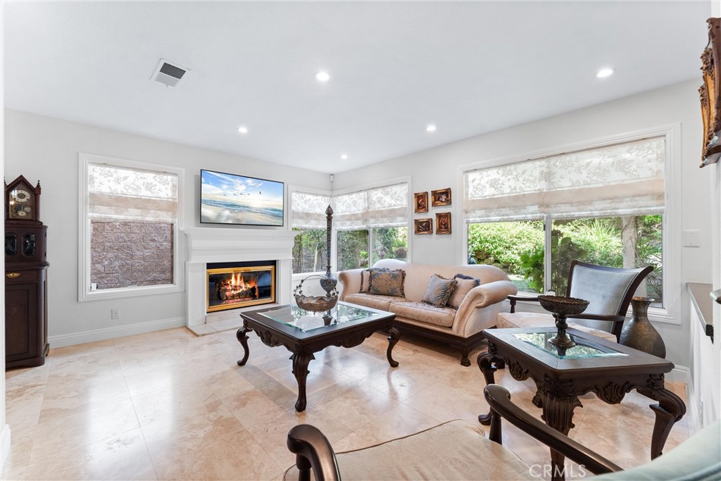 La Tierra (LTC) - Residential