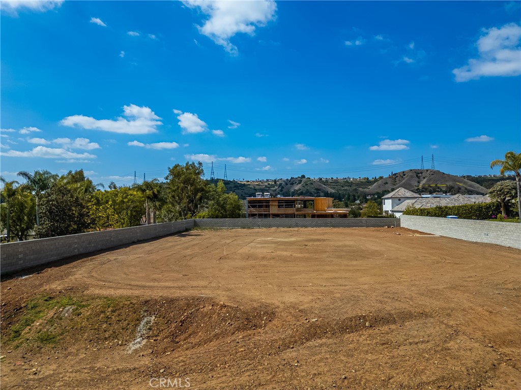 18777 Mesa Drive