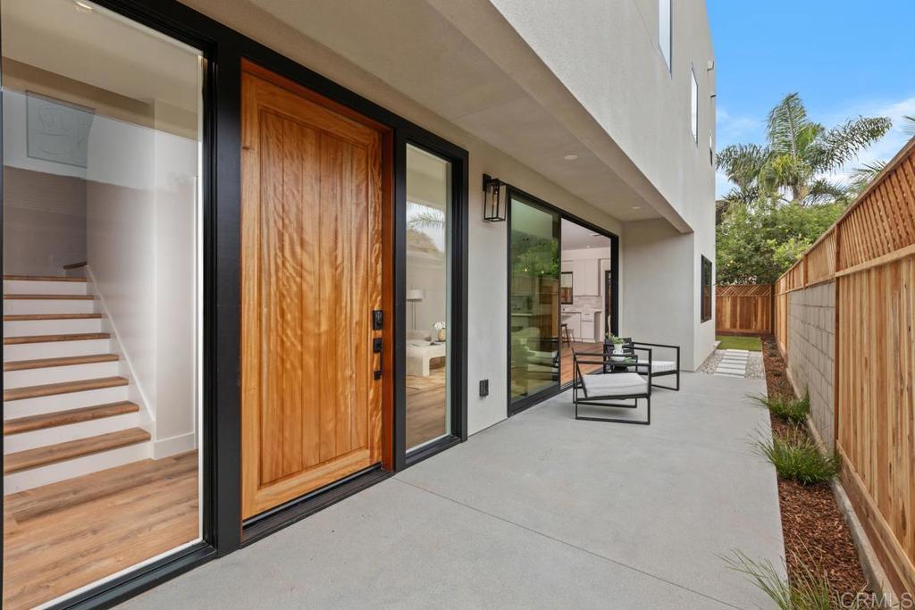 243 Dahlia Avenue