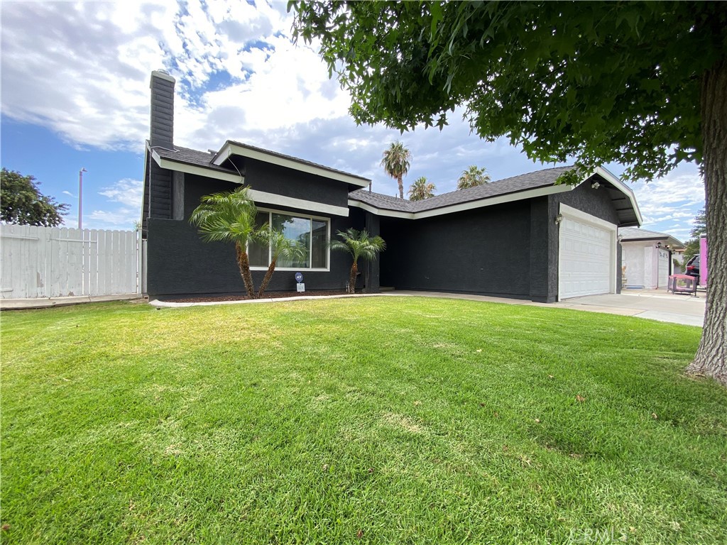 25899 Casa Fantastico Drive