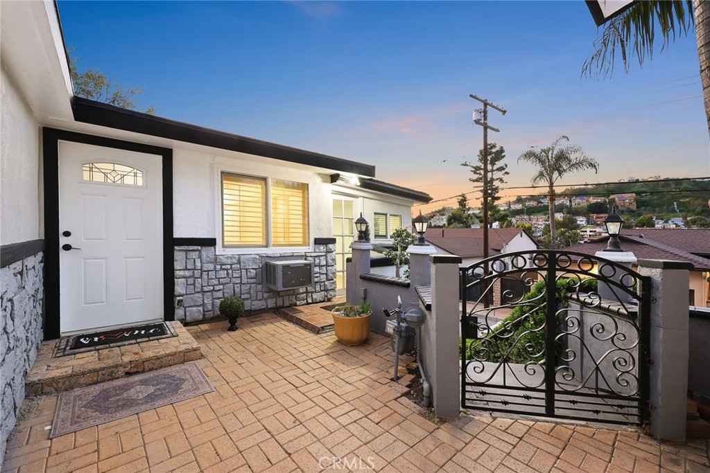 938 Mira Valle Street