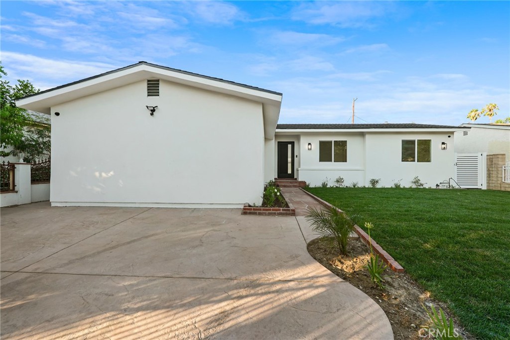 Beautiful Homes in Arleta:
Lev is a recently renovated property that blends modern upgrades with its original charm. The main home features three bedrooms and two bathrooms, along with a spacious backyard enclosed by a private gated area. The functional floor plan makes excellent use of space, and the size of the backyard offers plenty of room for outdoor enjoyment. Additionally, the property includes an attached ADU (Accessory Dwelling Unit) with one bedroom and one bathroom, which is move-in ready and ideal for personal use or rental income. The large backyard also provides the potential to add another unit—perfect for those looking to expand, with room to consult architects or designers for possibilities.
Both the main house and the ADU have undergone significant upgrades, including engineered wood flooring throughout all living areas and laundry spaces, fully renovated kitchens and bathrooms, and new quartz countertops. The electrical systems are new and have been updated, with the ADU featuring its own separate panel and meter. Other upgrades include brand new plumbing, a new roof, a new HVAC system for the main home, and a new mini-split unit in the ADU. The entire property has been freshly painted, and both units come with modern fixtures, vanities, and all necessary appliances. Lev is conveniently located just minutes from major freeways, public transportation, shopping centers, and both public and private schools, making it a truly desirable place to call home.