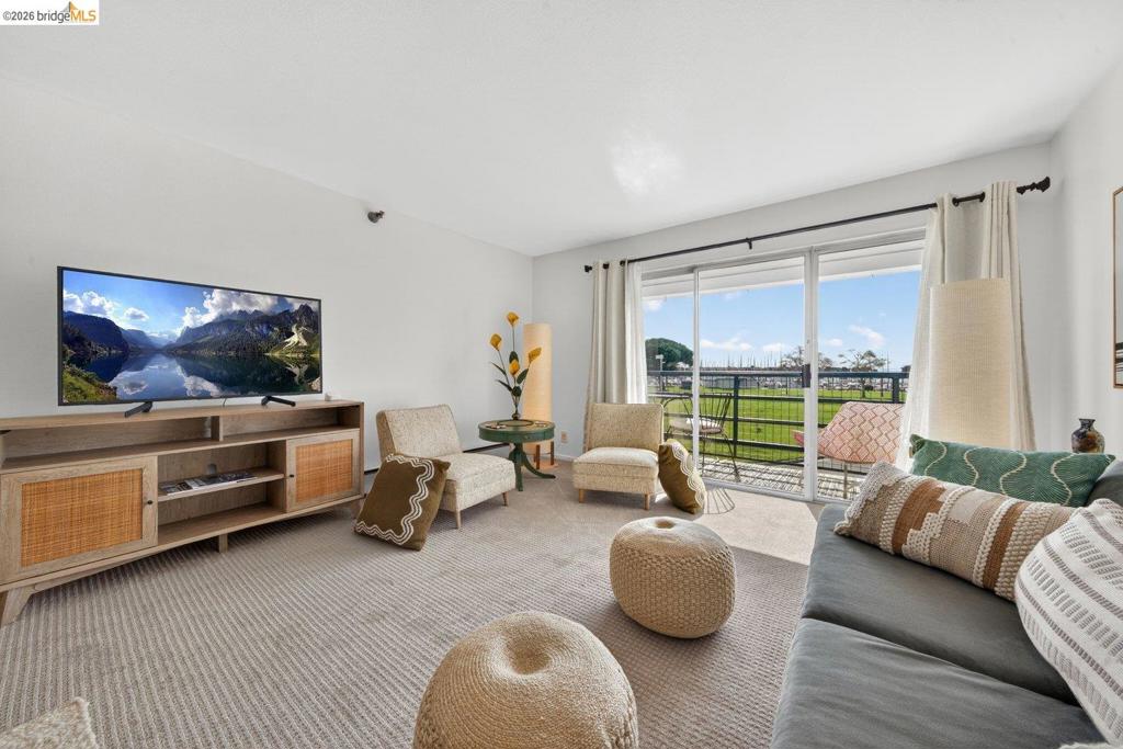 1205 1205 Melville Sq 204