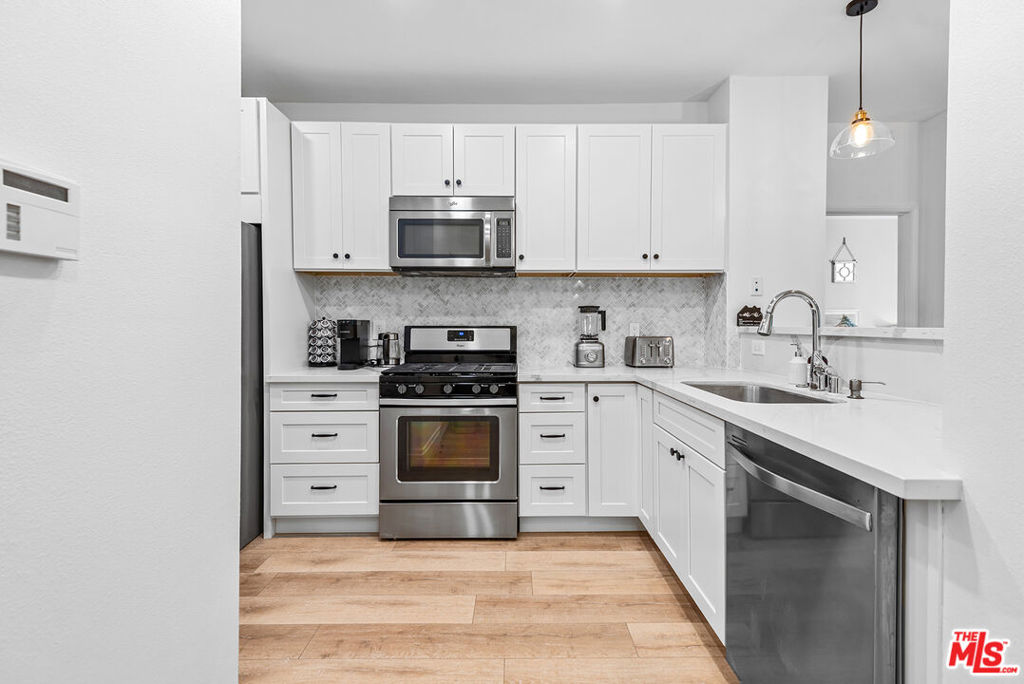 6400 Crescent Parkway 125