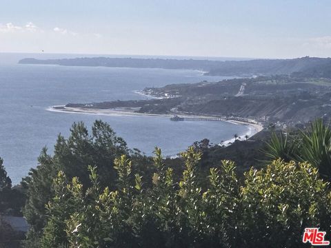 Photo of 20776 Big Rock Drive, Malibu, CA 90265 (MLS # 25614053)