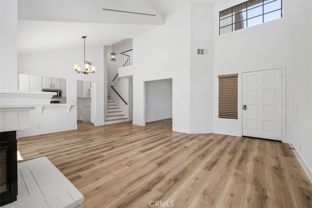 Las Brisas (LOSB) - Residential