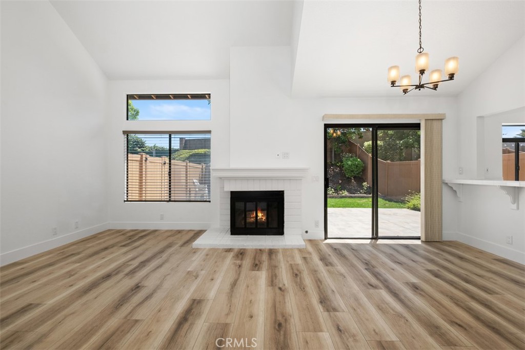 1132 Santiago Drive 11