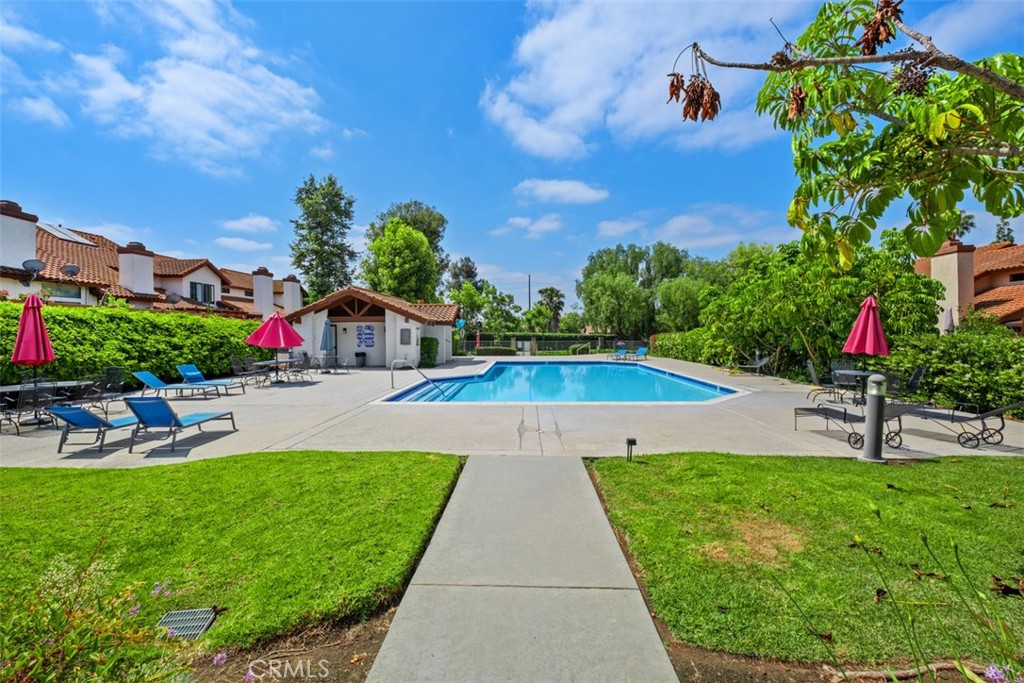 Las Brisas (LOSB) - Residential