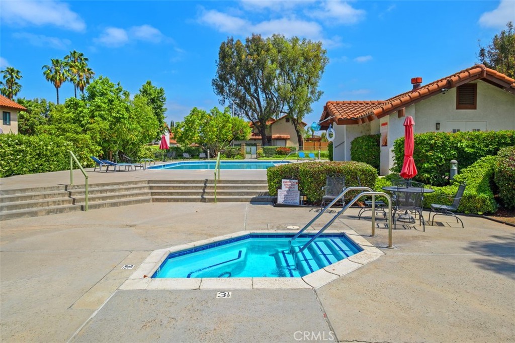 Las Brisas (LOSB) - Residential