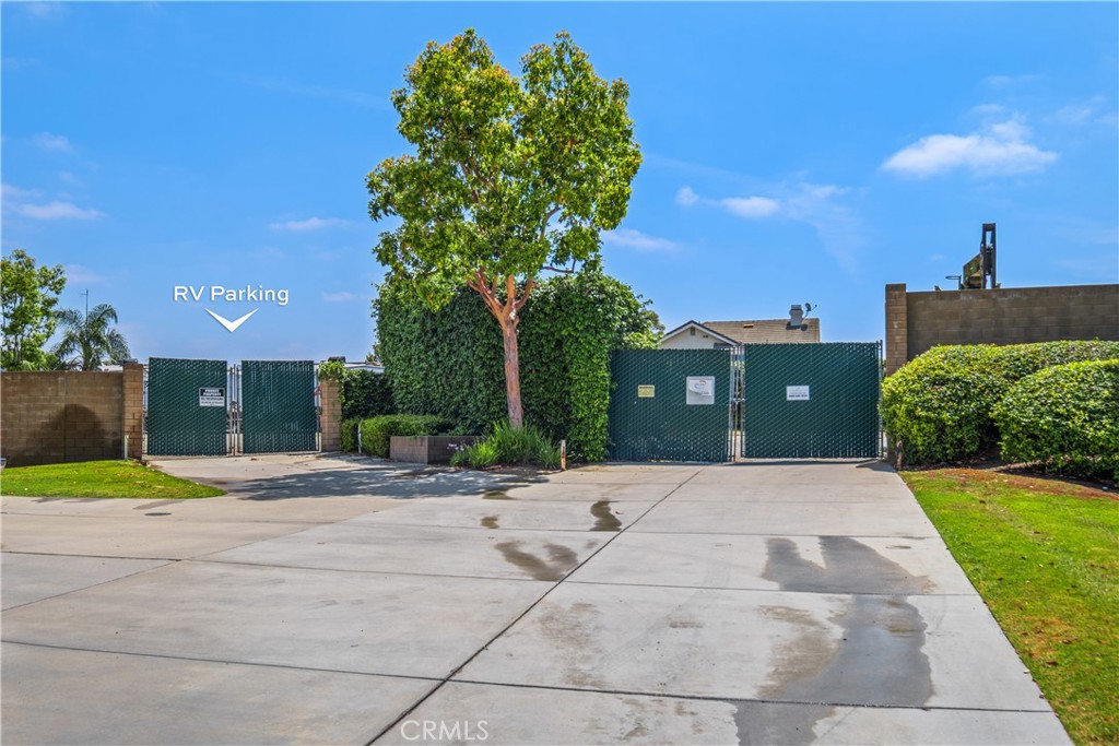 Las Brisas (LOSB) - Residential