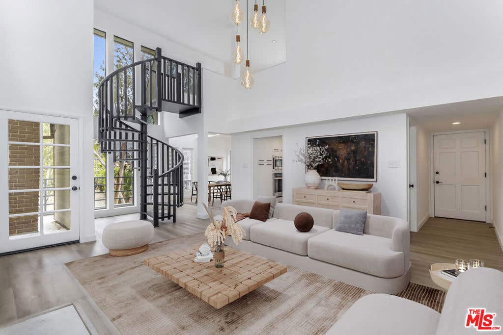 Photo of 11601 Montana Avenue #PH7, Los Angeles, CA 90049 (MLS # 26860195)