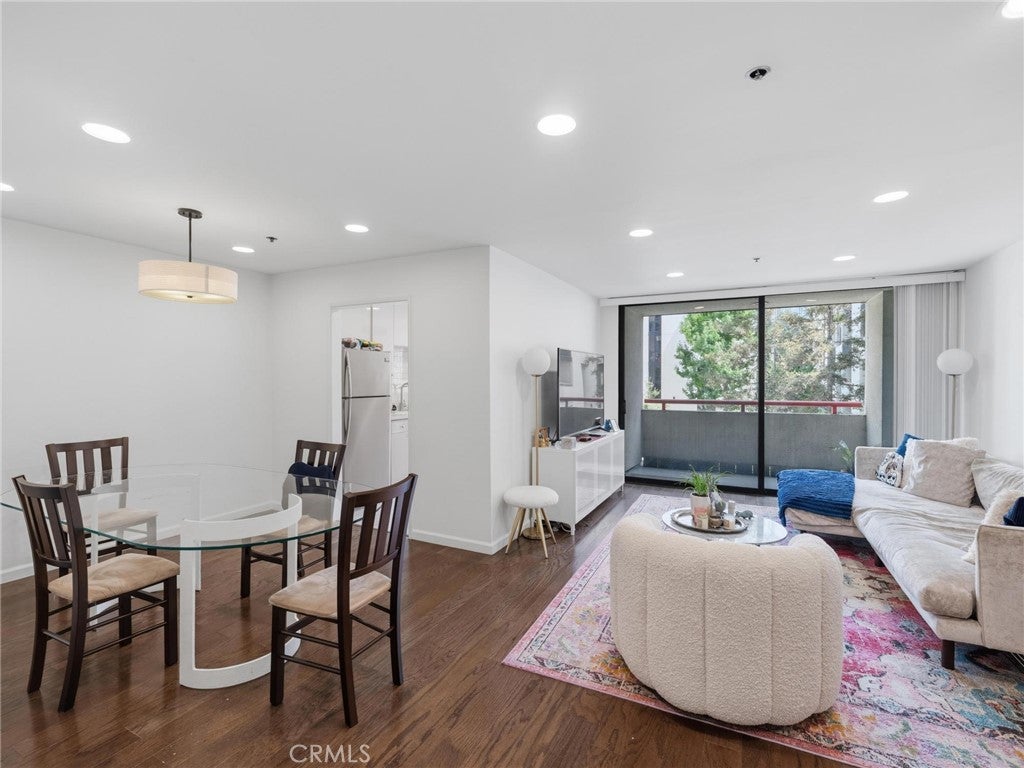 222 S Central Avenue 200