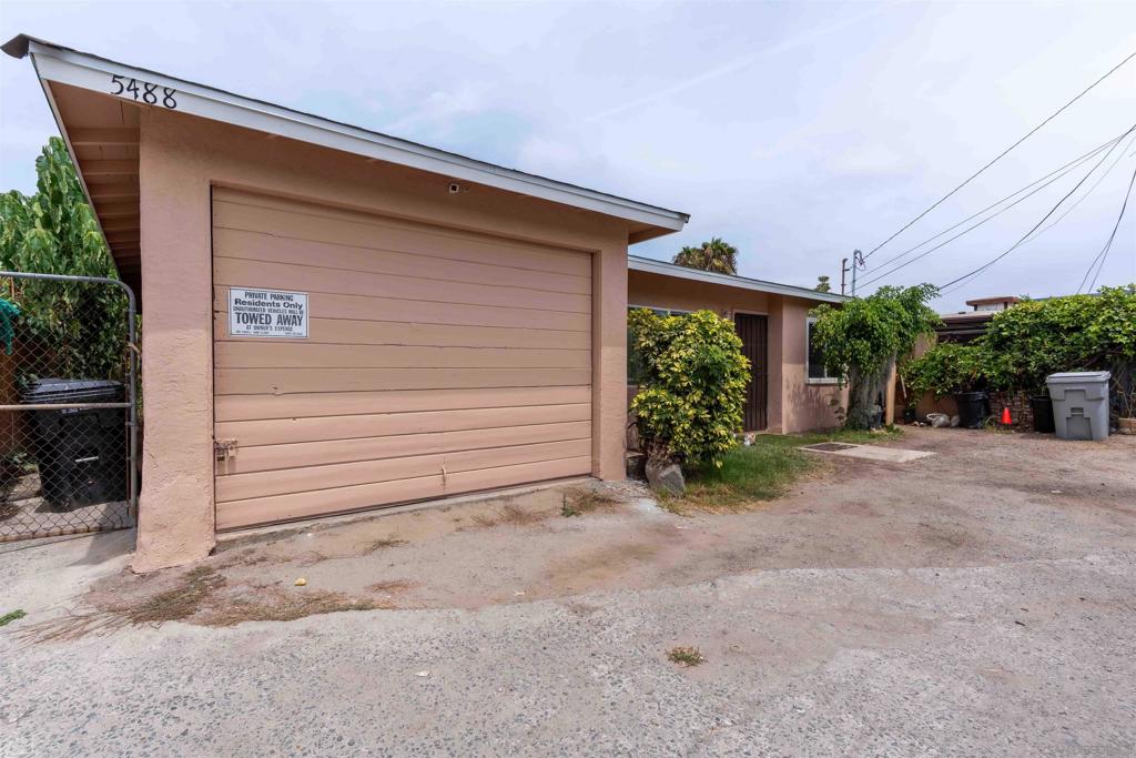 5484 88 Santa Margarita Street