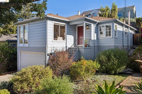 Photo of 4620 Camden St ST, Oakland, CA 94619 (MLS # 41151611)