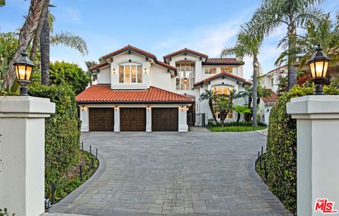 Photo of 12608 Promontory Road, Los Angeles, CA 90049 (MLS # 26837587)