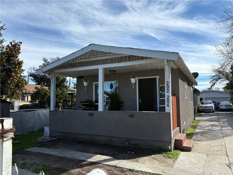 Photo of 202 E 78th St St, Los Angeles, CA 90003 (MLS # SR26073406)