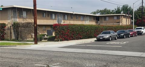1935 W Linden Street Riverside CA 92507