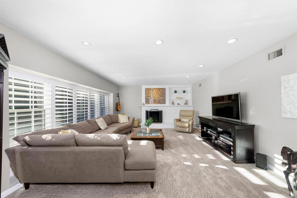 4711 Lorena Place