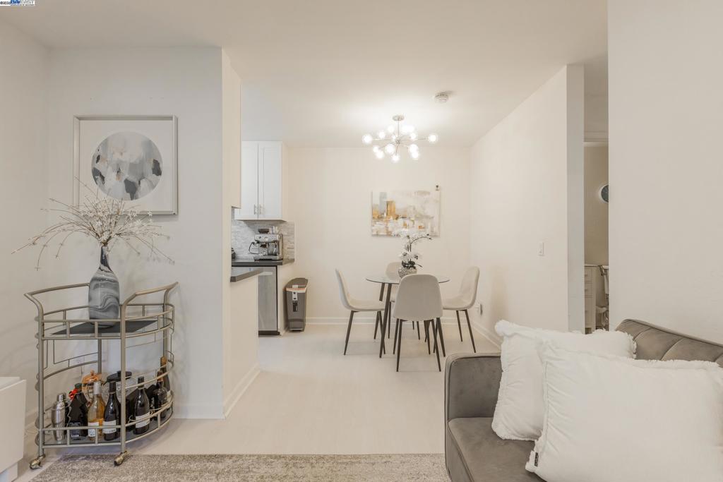 408 Boardwalk Ave 1