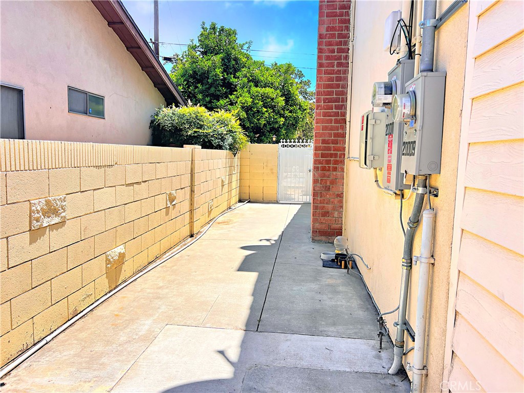 20009 Arminta Street